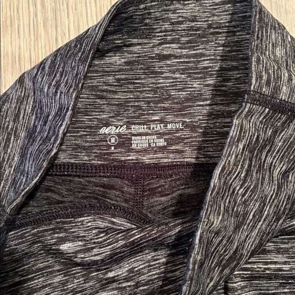 Aerie Chill Play Move Ombre Gray Leggings Size M 28” Inseam - Picture 2 of 8